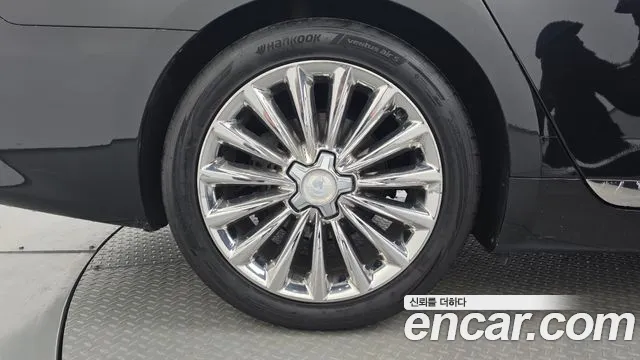 Kia K9 2015 thumb 5