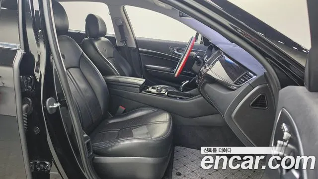 Kia K9 2015 thumb 12