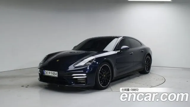 Porsche Panamera 2021 thumb 11
