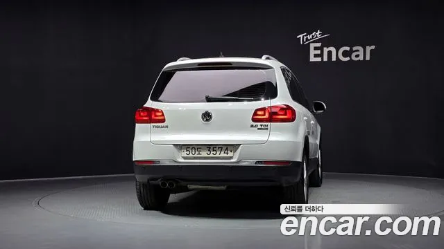 Volkswagen Tiguan 2015 thumb 4