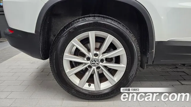 Volkswagen Tiguan 2015 thumb 5