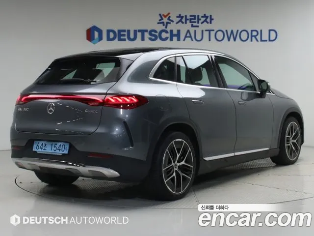 Mercedes-Benz EQE 2025 thumb 2