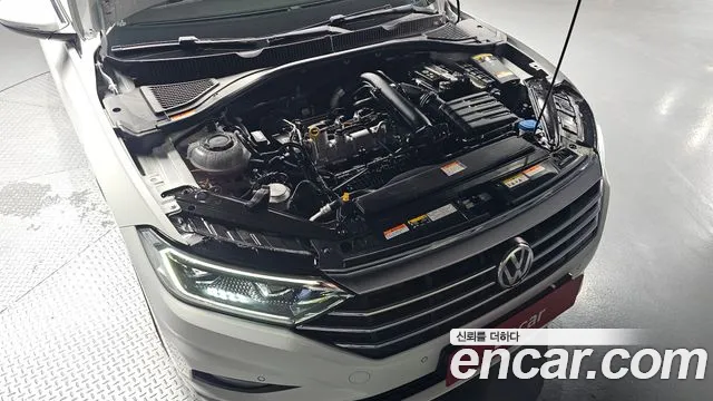 Volkswagen Jetta 2021 thumb 6