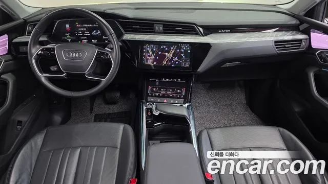 Audi e-tron 2022 thumb 7