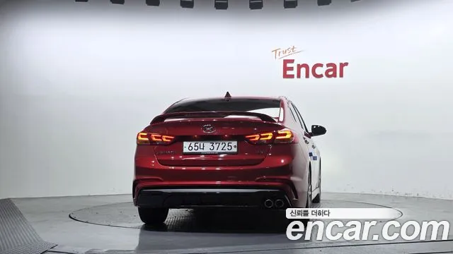 Hyundai Avante 2017 thumb 4