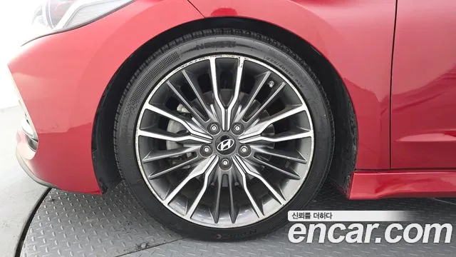 Hyundai Avante 2017 thumb 5