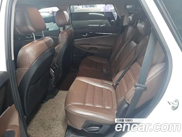Kia Sorento 2015 thumb 10