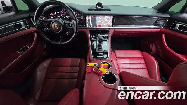 Porsche Panamera 2021 thumb 7