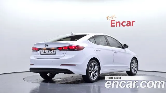 Hyundai Avante 2018 thumb 2