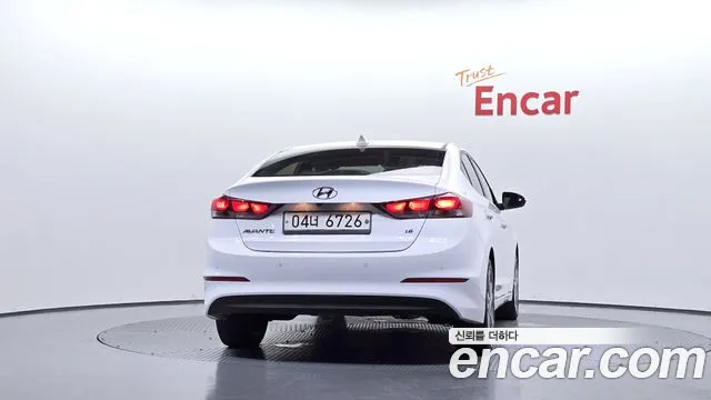 Hyundai Avante 2018 thumb 4