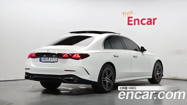 Mercedes-Benz E-Класс 2025 thumb 2