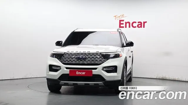 Ford Explorer 2020 thumb 2