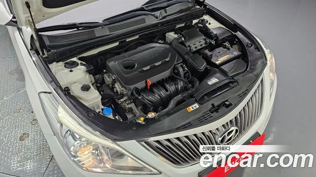 Hyundai Grandeur 2014 thumb 6