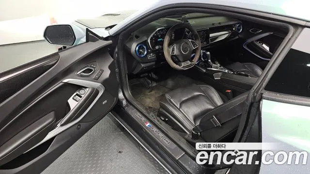 Chevrolet Camaro 2016 thumb 10