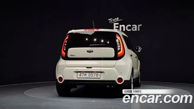 Kia Soul 2016 thumb 4
