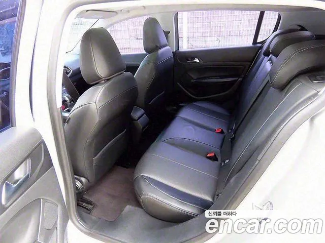 Peugeot 308 2014 thumb 6