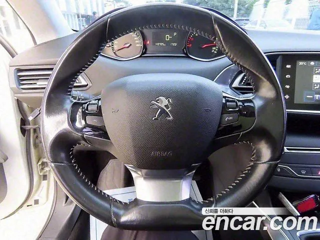 Peugeot 308 2014 thumb 8