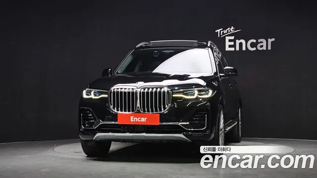 BMW X7 2021 thumb 3