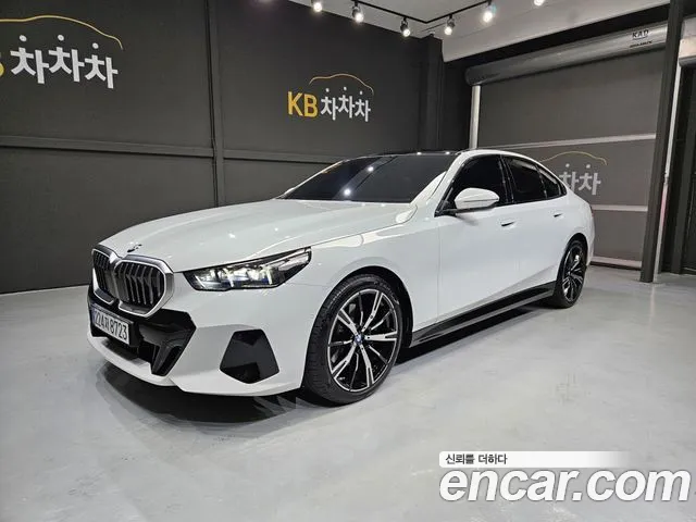 BMW 5 серии 2026 thumb 12
