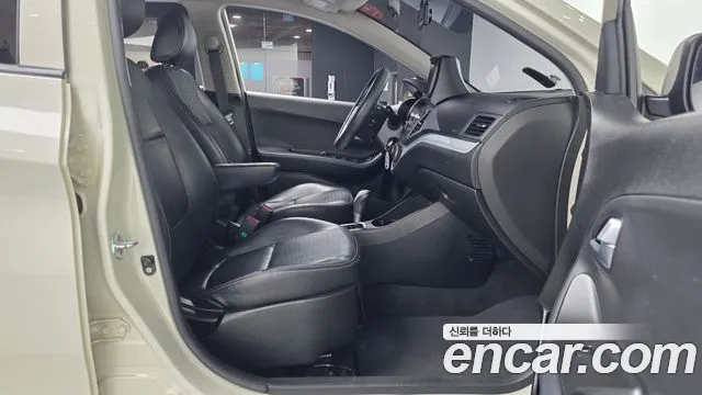 Kia Morning 2015 thumb 11