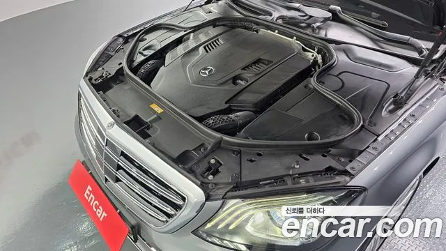 Mercedes-Benz S-Класс 2018 thumb 6