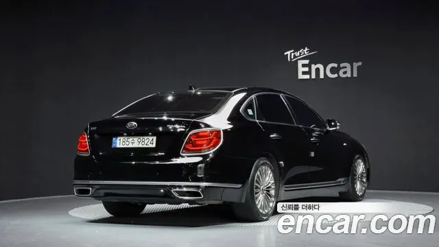 Kia K9 2018 thumb 2