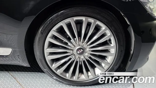 Kia K9 2018 thumb 5