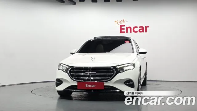 Mercedes-Benz E-Класс 2025 thumb 3