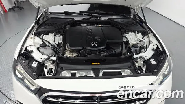 Mercedes-Benz E-Класс 2025 thumb 6