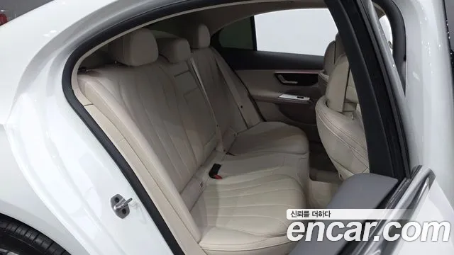 Mercedes-Benz E-Класс 2025 thumb 11