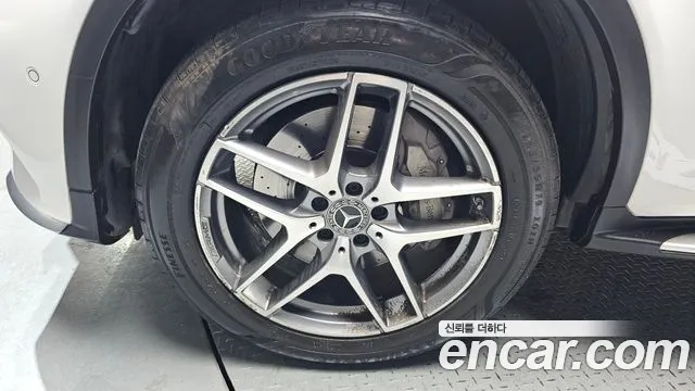 Mercedes-Benz GLC 2018 thumb 5