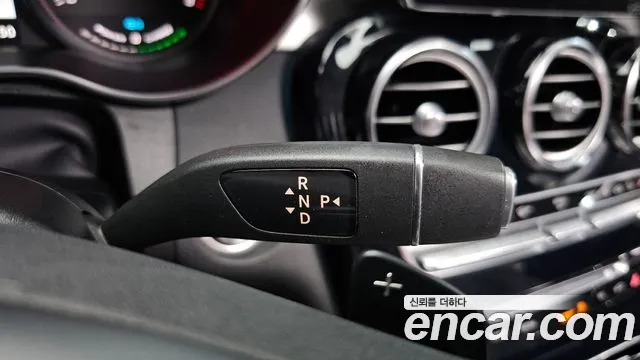 Mercedes-Benz GLC 2018 thumb 9