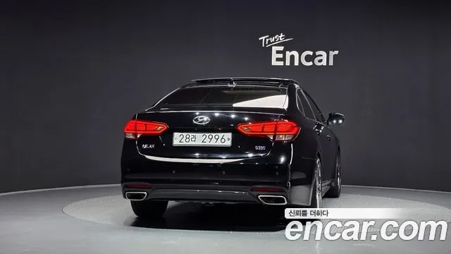 Hyundai Aslan 2015 thumb 4