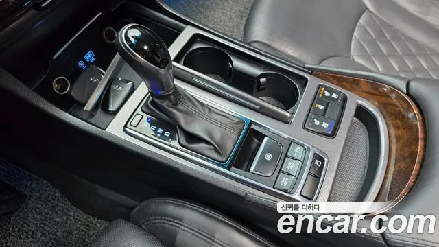 Hyundai Aslan 2015 thumb 9