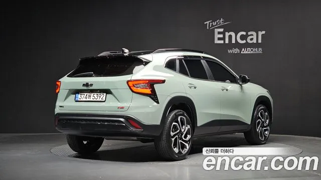 Chevrolet Tracker 2023 thumb 2