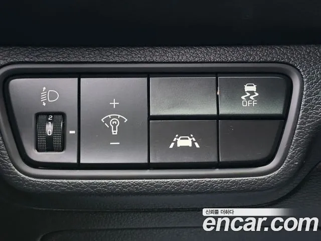 Kia K3 2019 thumb 9