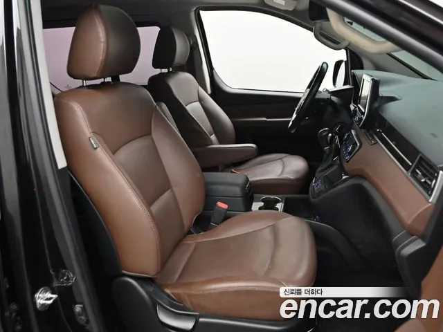 Hyundai Starex 2018 thumb 10