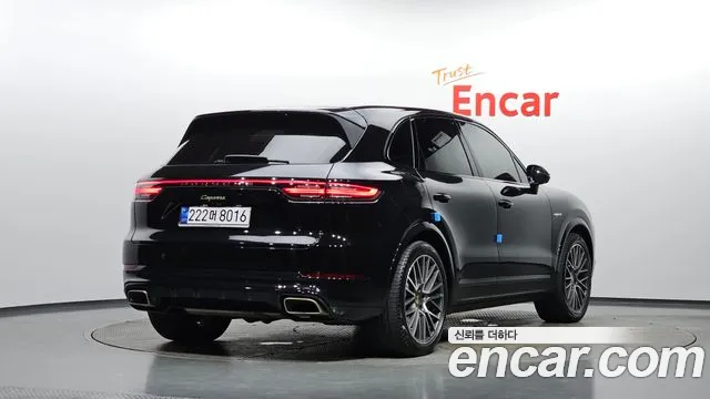 Porsche Cayenne 2020 thumb 2