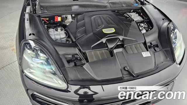 Porsche Cayenne 2020 thumb 6