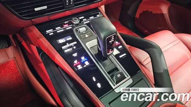 Porsche Cayenne 2020 thumb 9