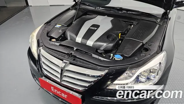 Hyundai Genesis 2011 thumb 6