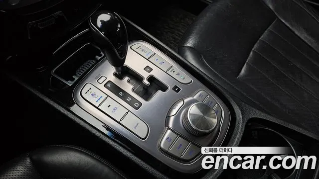 Hyundai Genesis 2011 thumb 9