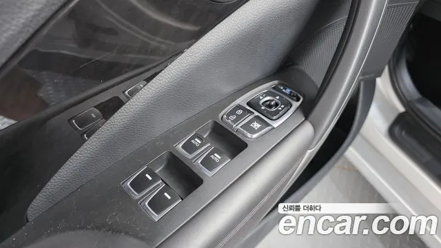 Hyundai Grandeur 2014 thumb 12