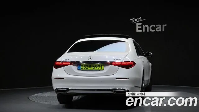 Mercedes-Benz S-Класс 2024 thumb 3