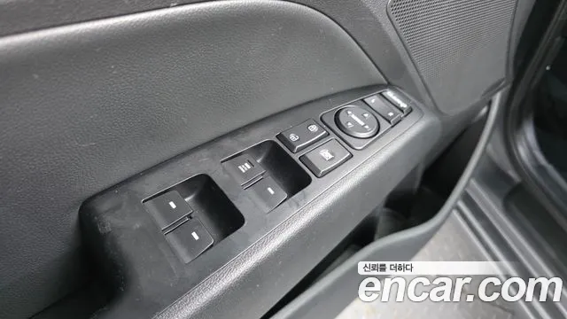 Hyundai Avante 2017 thumb 12