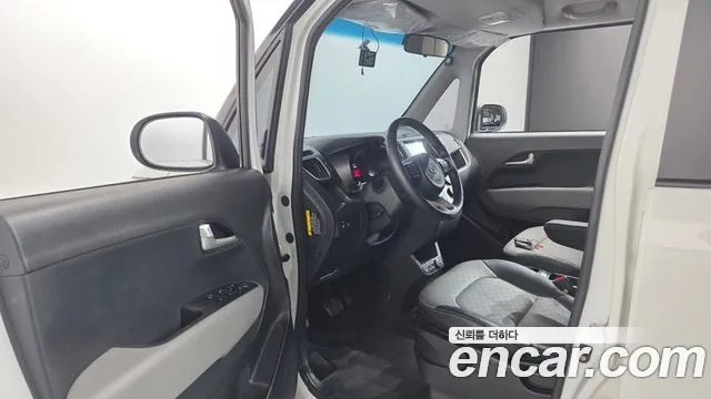 Kia Ray 2019 thumb 11