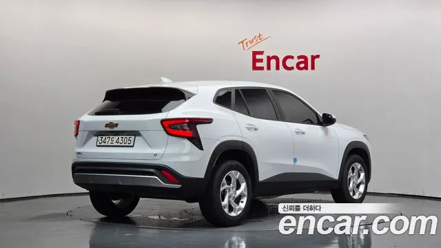 Chevrolet Tracker 2024 thumb 2
