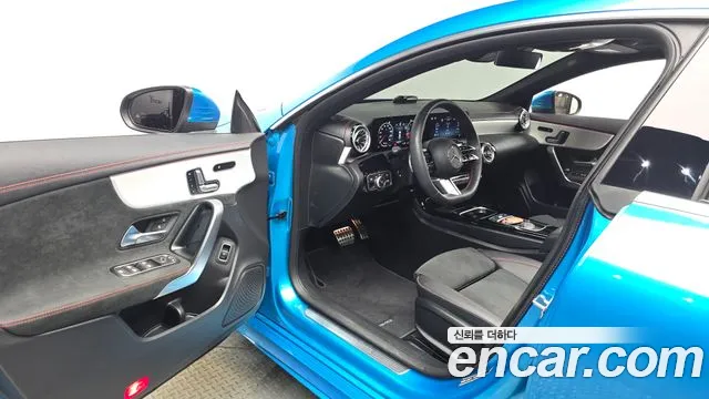 Mercedes-Benz CLA 2024 thumb 9