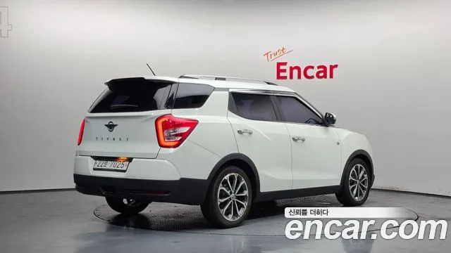 KG_Mobility_Ssangyong TIBOLI 2017 thumb 2
