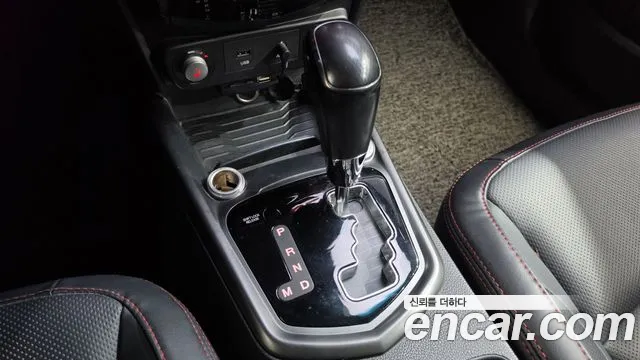 KG_Mobility_Ssangyong TIBOLI 2017 thumb 9